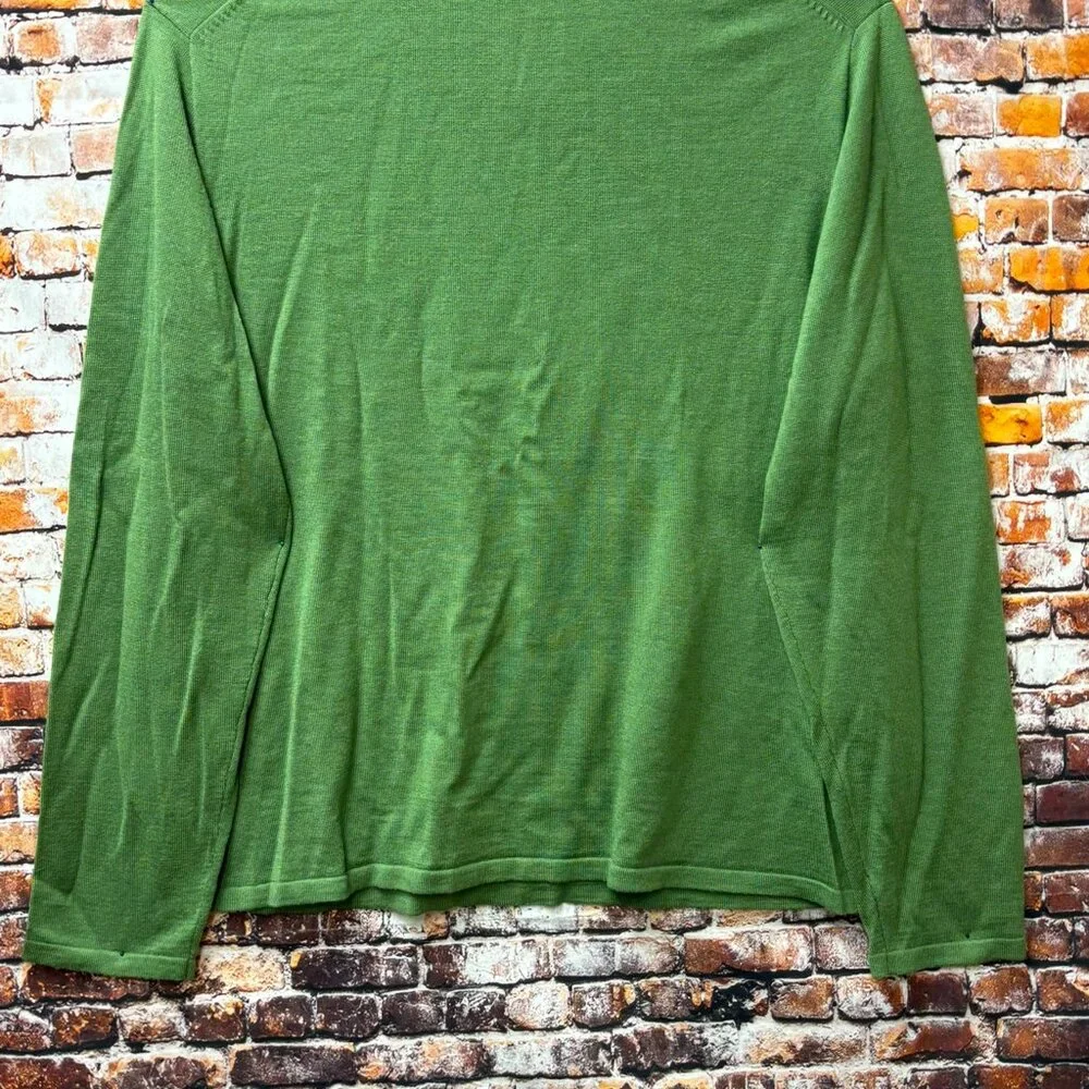 J. Crew Merino Wool Sweater in Green V-neck Long Sleeves Men Sz Large